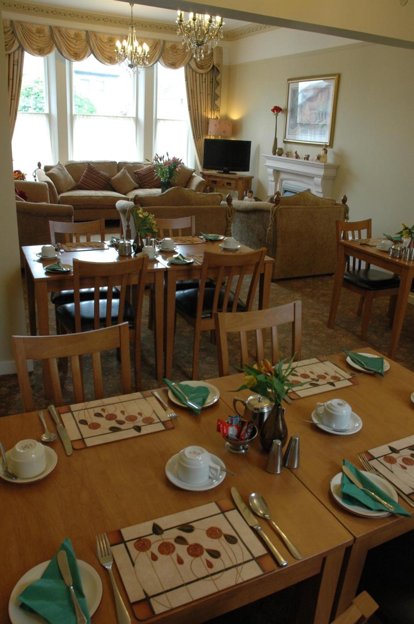 The Bebington Bed & Breakfast Bagian luar foto