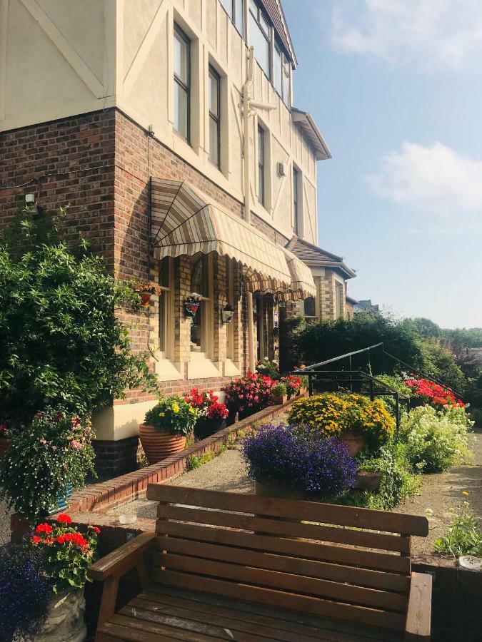 The Bebington Bed & Breakfast Bagian luar foto